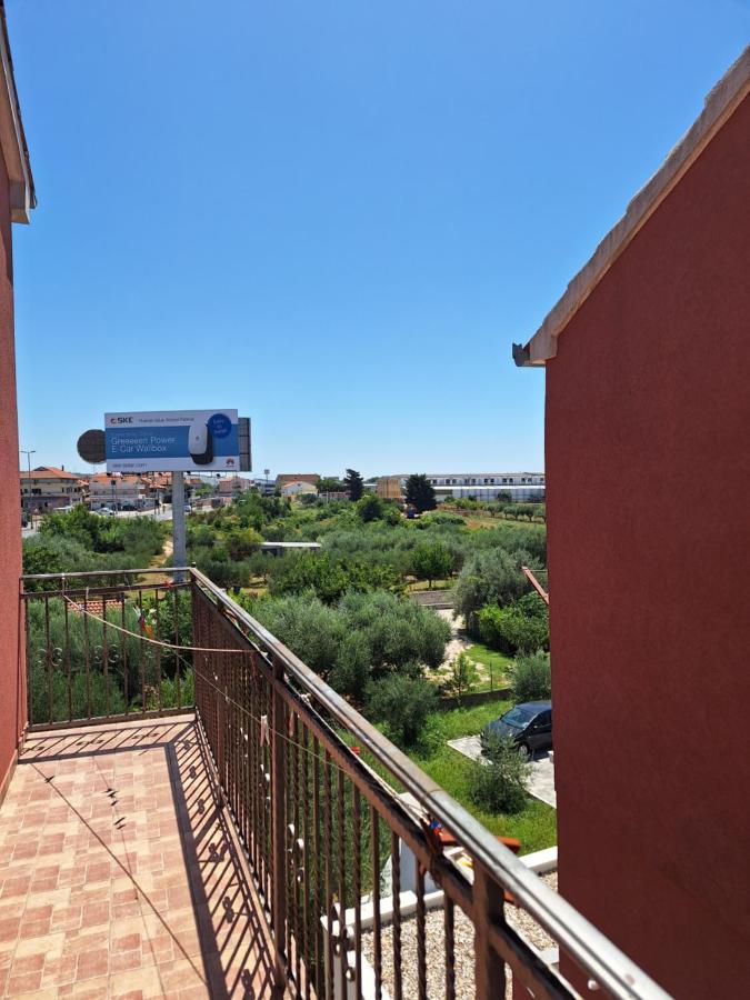Apartamento Mara Zadar Exterior foto